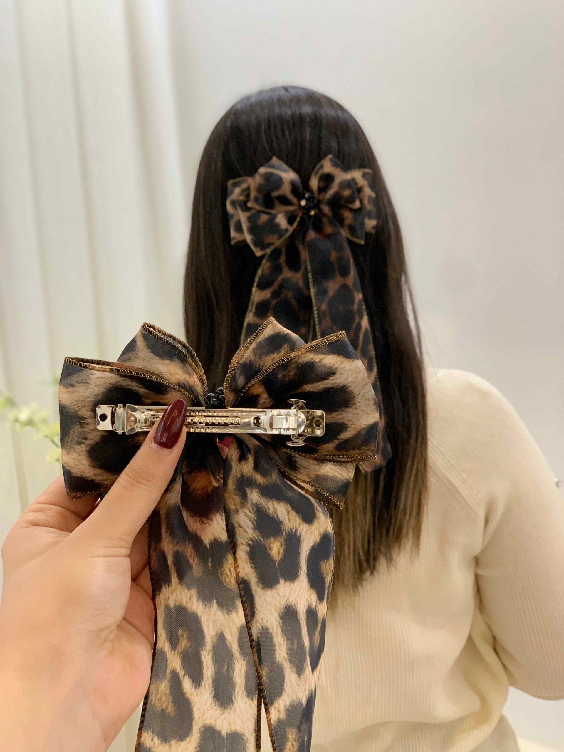 Picsart_25-11-19_00-06-57-635