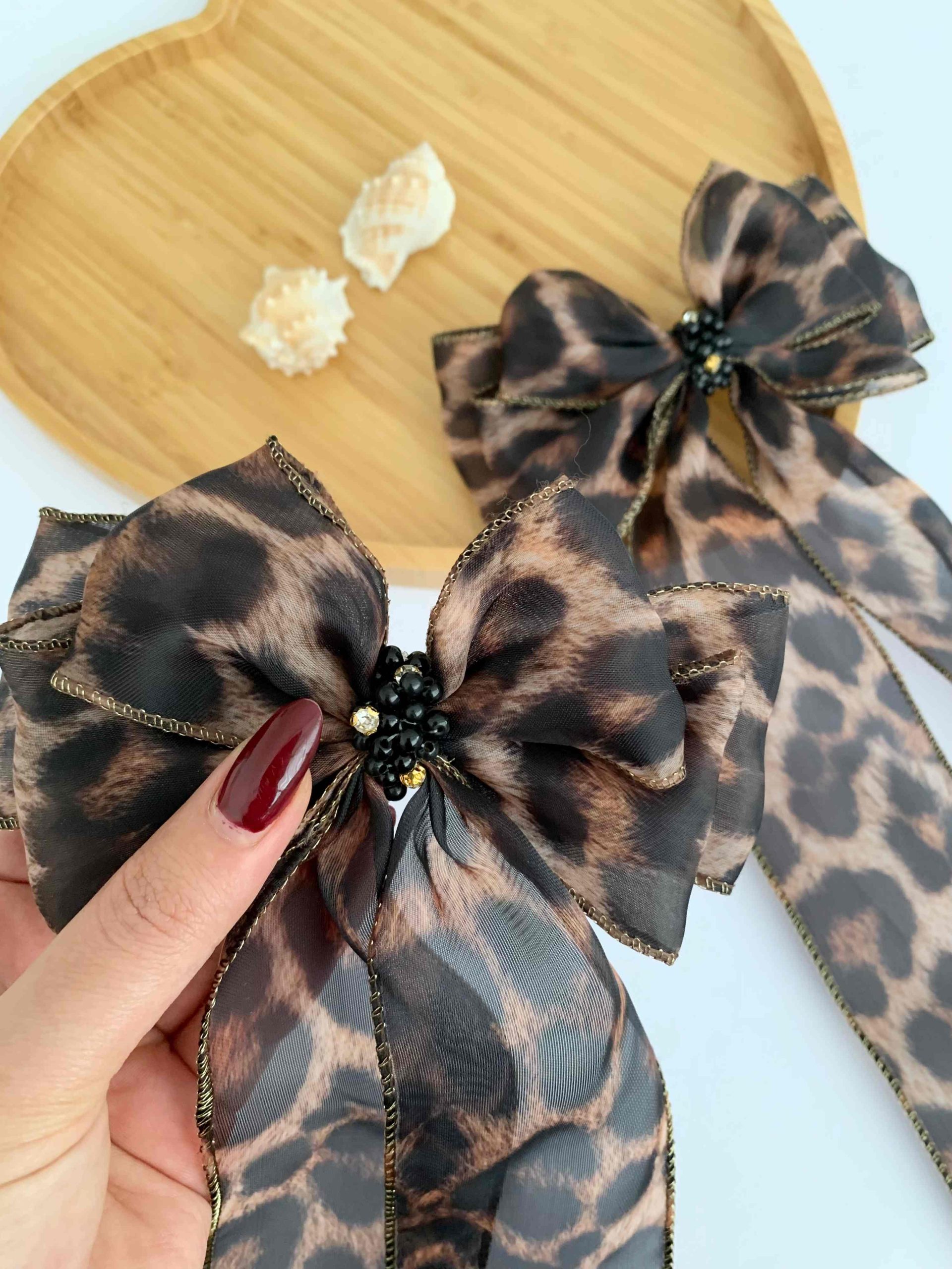 Picsart_25-11-19_00-08-41-422